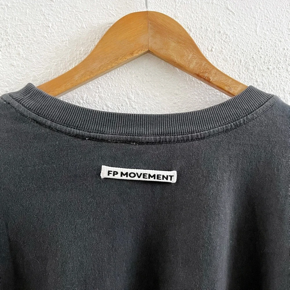 NWT FREE PEOPLE Movement Relaxed Fit Tackle Tee Size Large